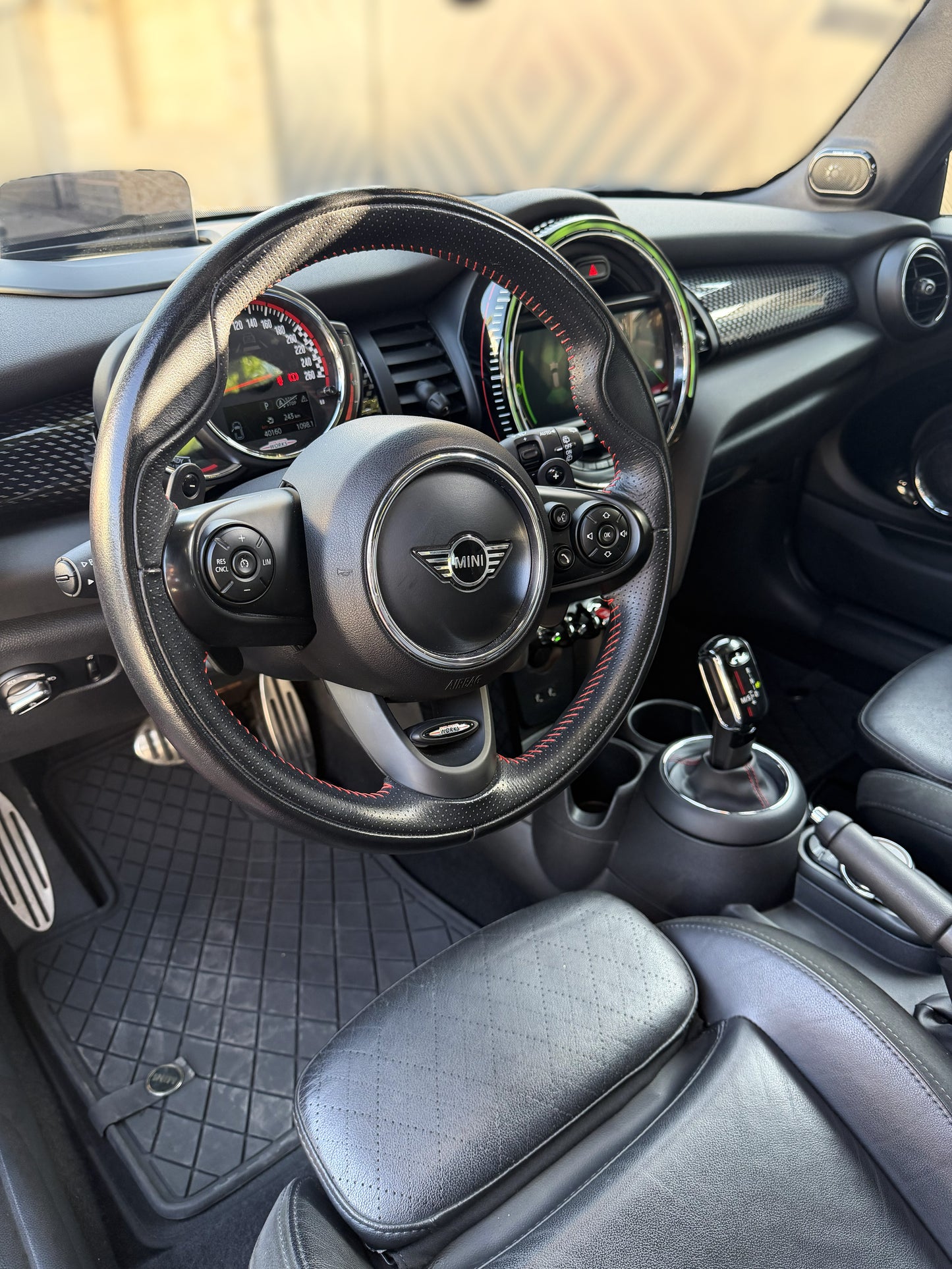 Mini Cooper JCW HOT CHILLI- 2019