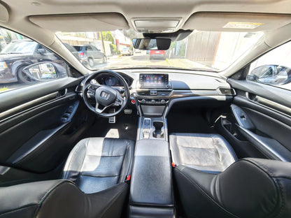 Toyota Accord Touring - 2018