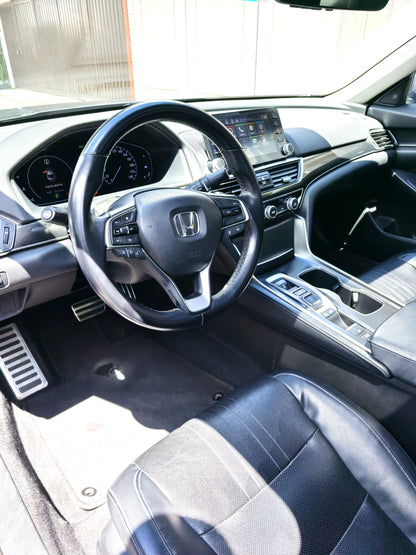 Toyota Accord Touring - 2018