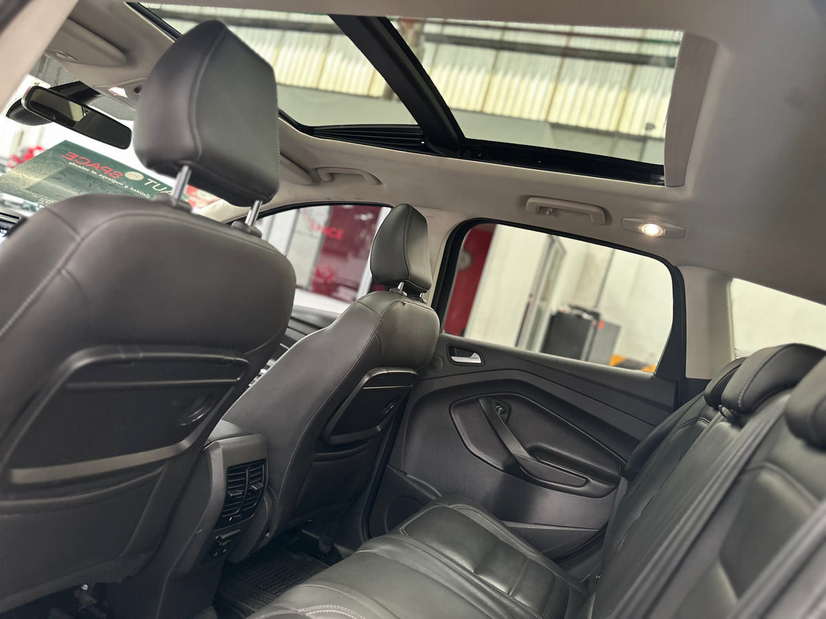 2019 FORD ESCAPE TITANIUM ECOBOOST T/A