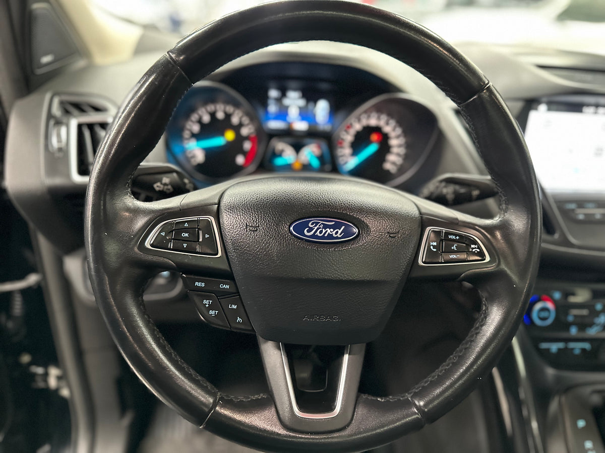 2019 FORD ESCAPE TITANIUM ECOBOOST T/A