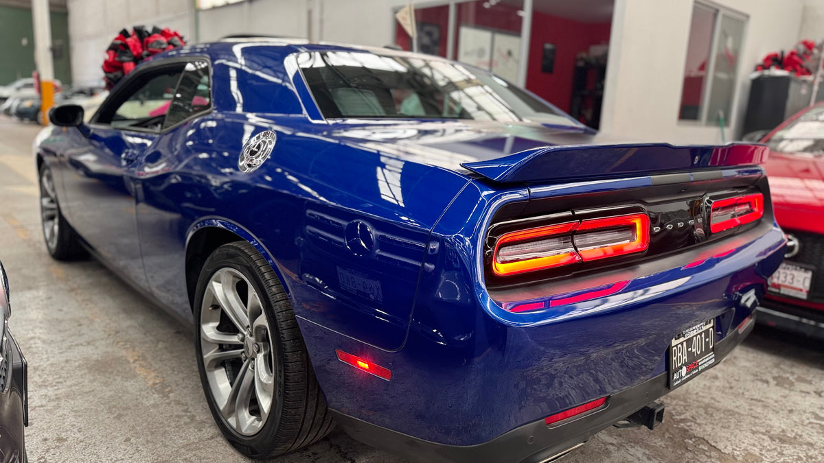 2020 - Dodge Challenger GT Dual Stripes Sedán TA