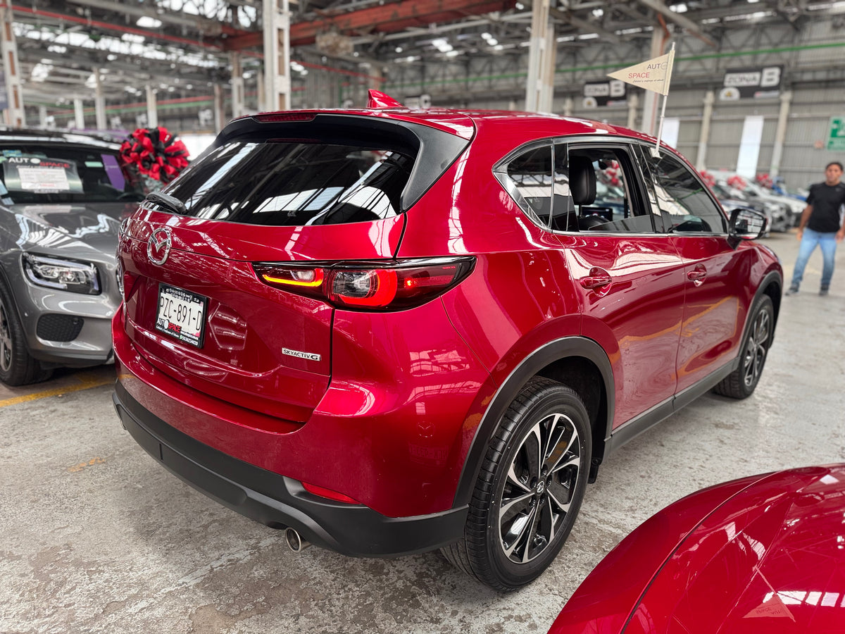 2023 - Mazda CX5 S Grand Touring 2.5L SUV SkyActiv