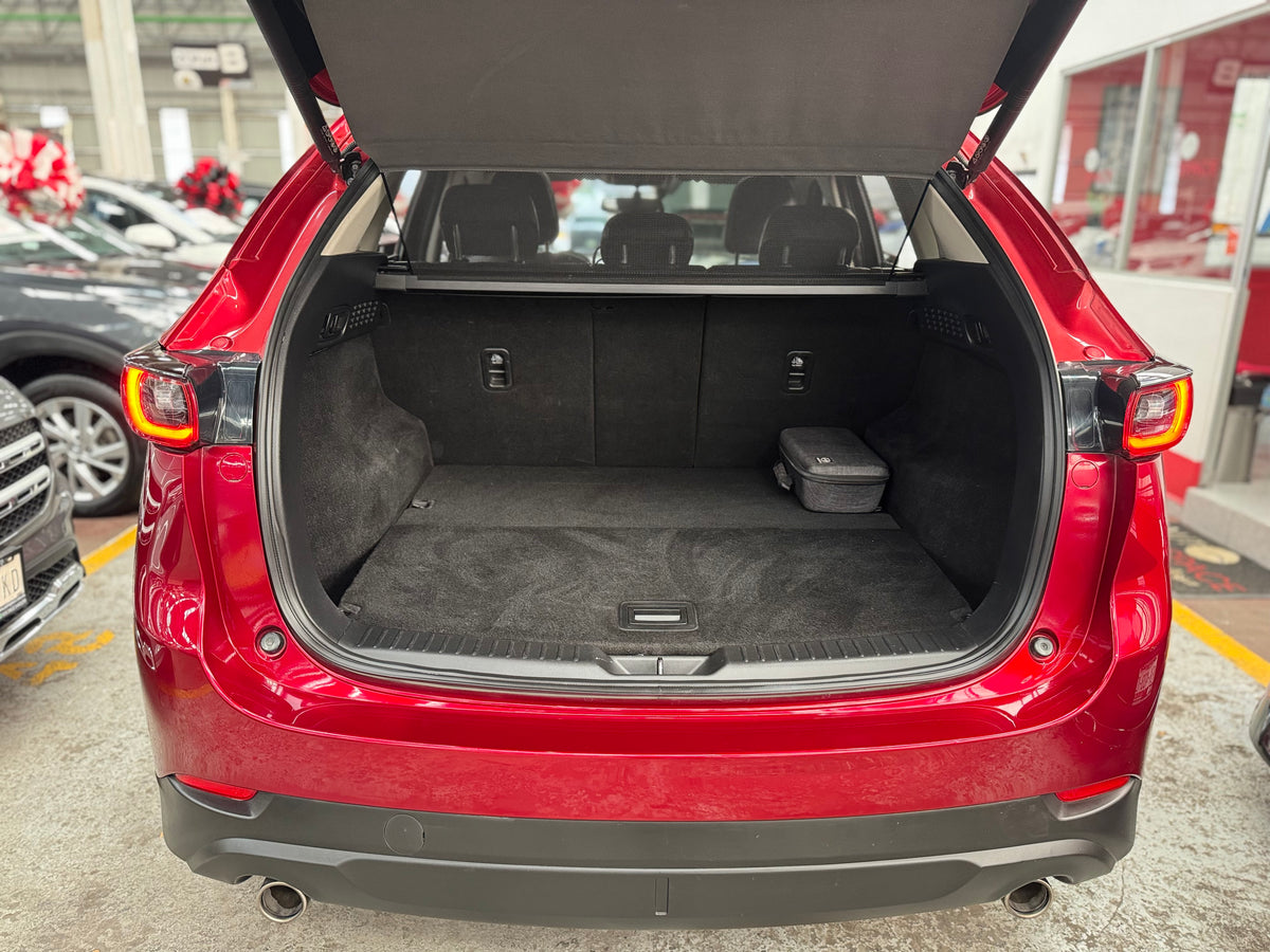 2023 - Mazda CX5 S Grand Touring 2.5L SUV SkyActiv