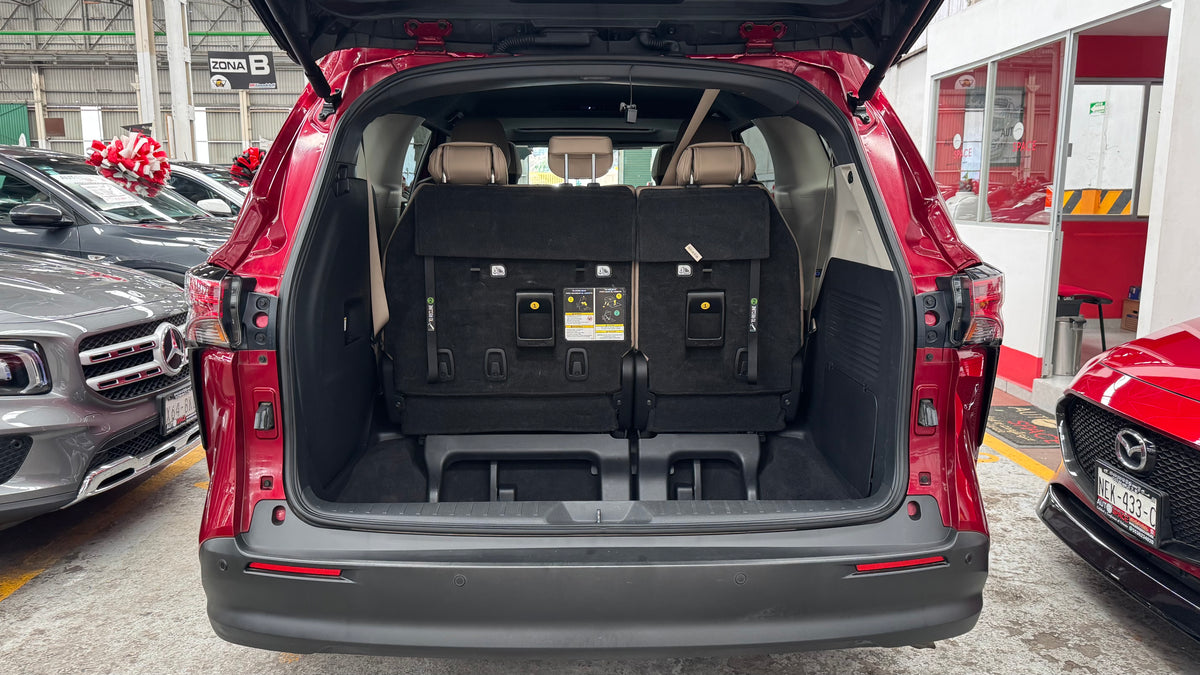 2022 - Toyota Sienna XLE Piel Hybrida SUV TA