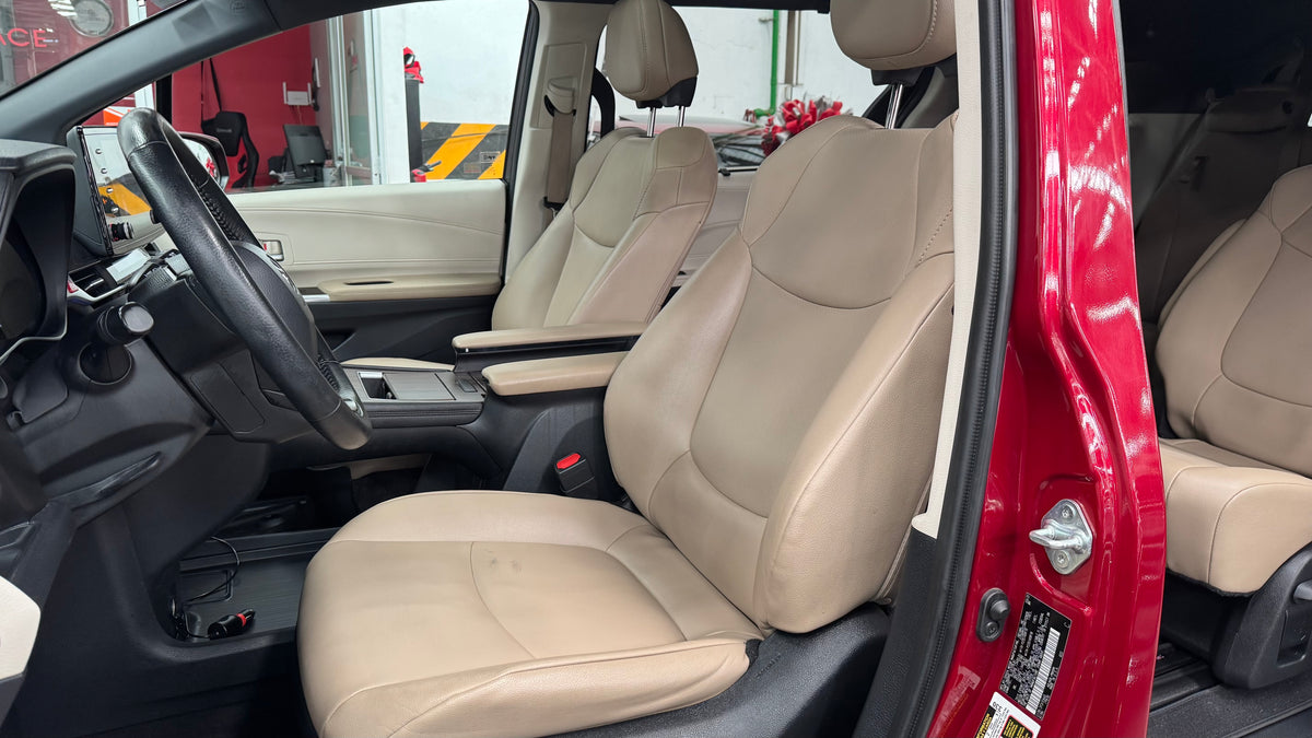 2022 - Toyota Sienna XLE Piel Hybrida SUV TA