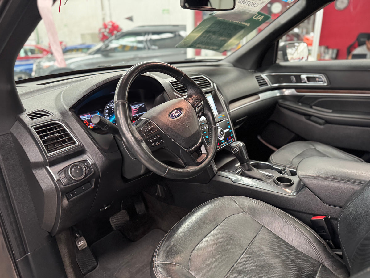 2018 - Ford Explorer Limited SUV TA