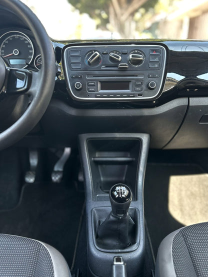 Volkswagen UP High - 2017