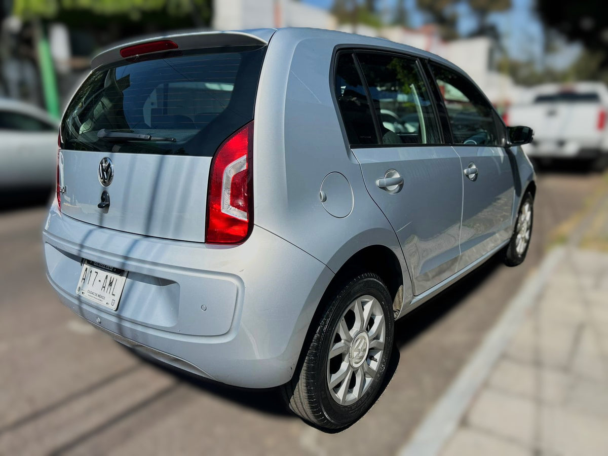 Volkswagen UP High - 2017