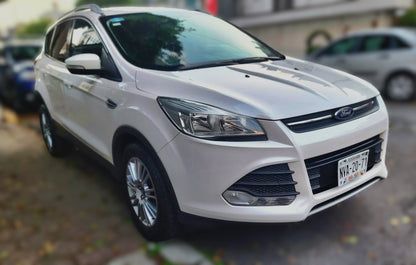 Ford Escape Se Plus - 2015