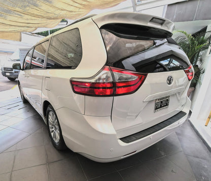 Toyota Sienna XLE Piel - 2017