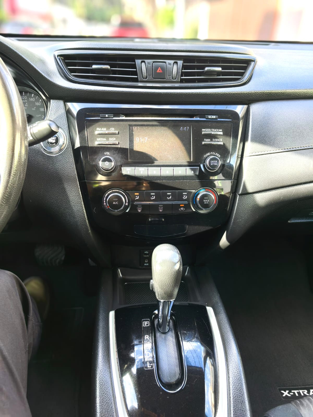 Nissan Xtrail Sense 3 Row - 209