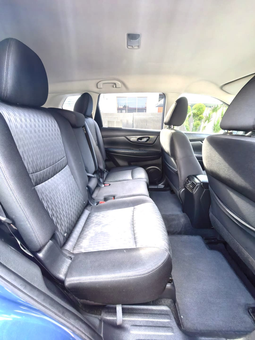 Nissan Xtrail Sense 3 Row - 209