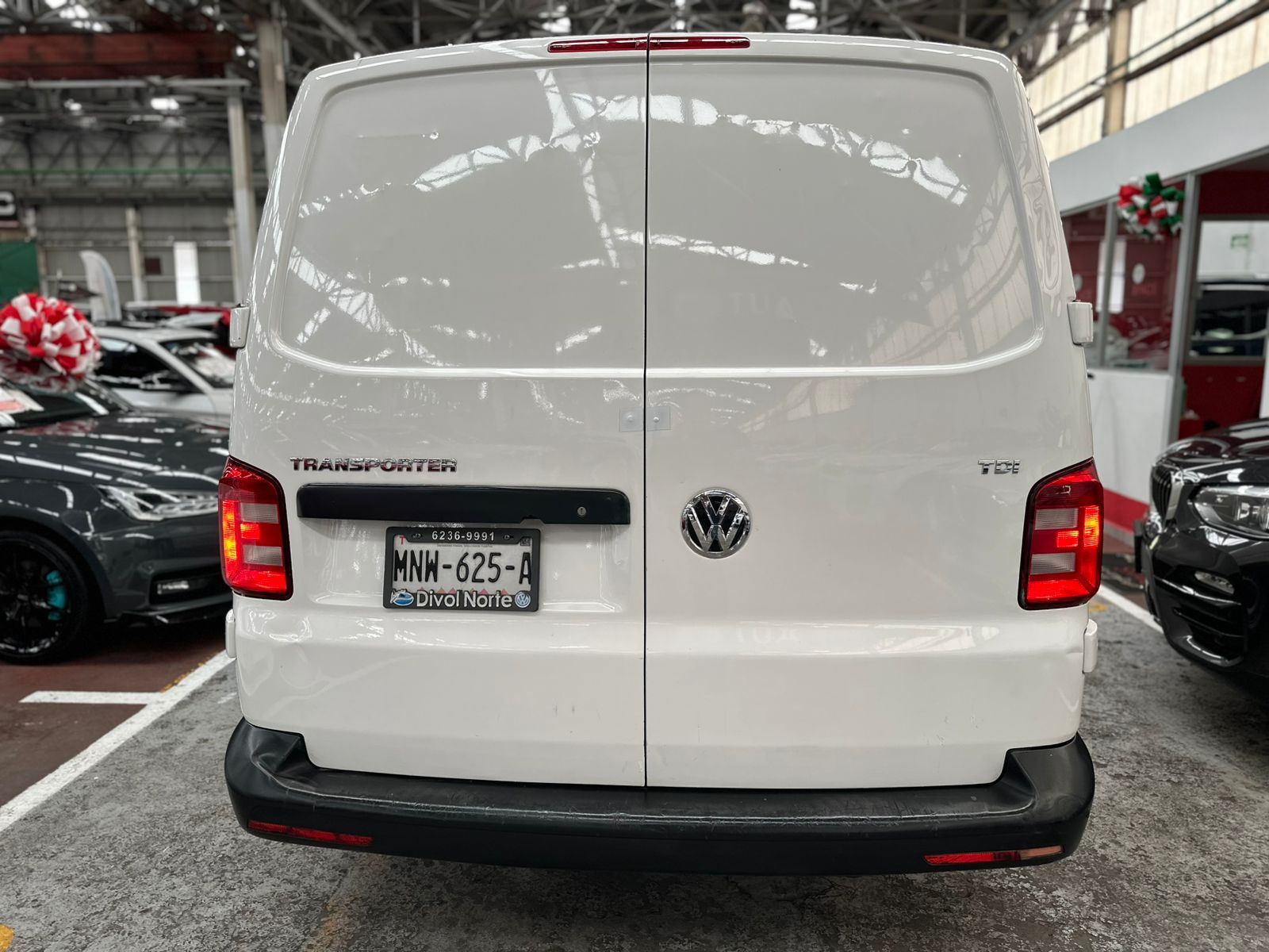 VW TRANSPORTER CARGO VAN - 2018