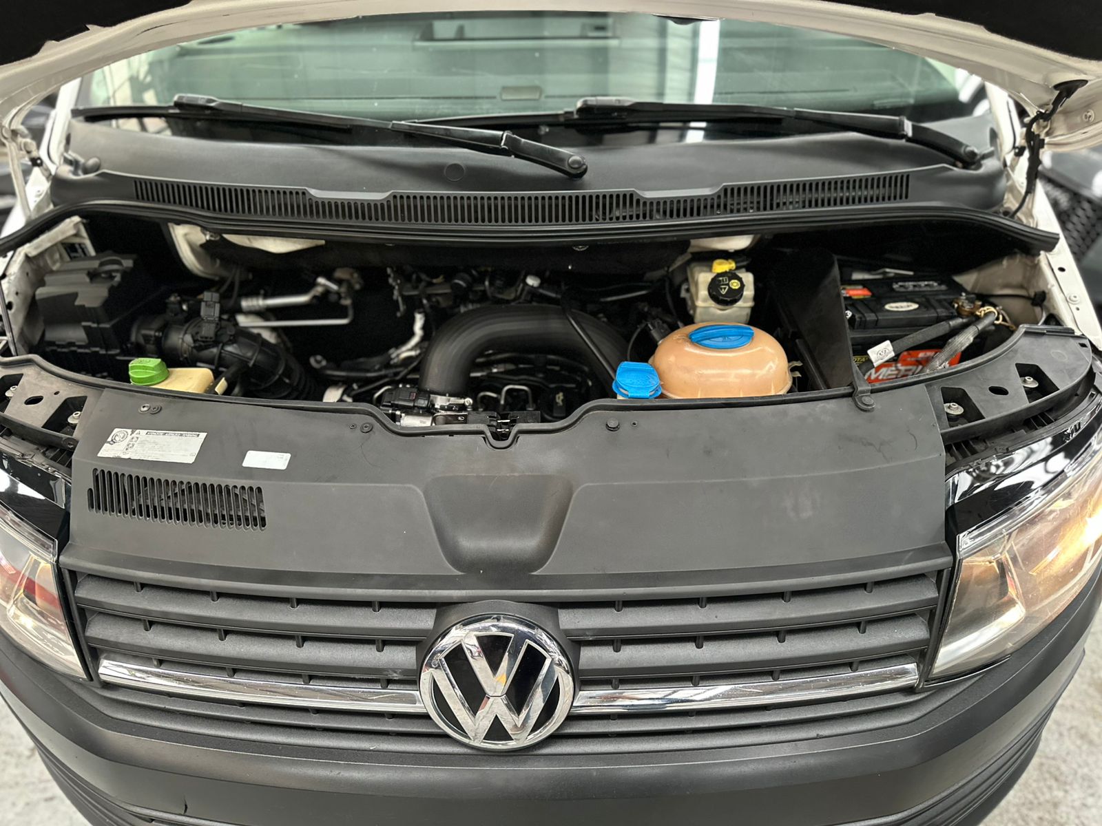 VW TRANSPORTER CARGO VAN - 2018